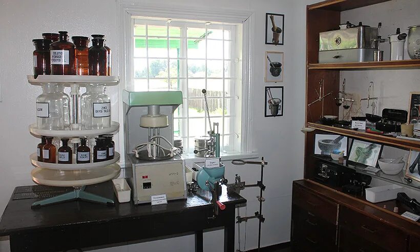 воронка лабораторная в-75-110 хс. воронки стеклянные конические лабораторные 105мм. воронок щелково. воронка ушная никелированная размеры. воронки для аптек.