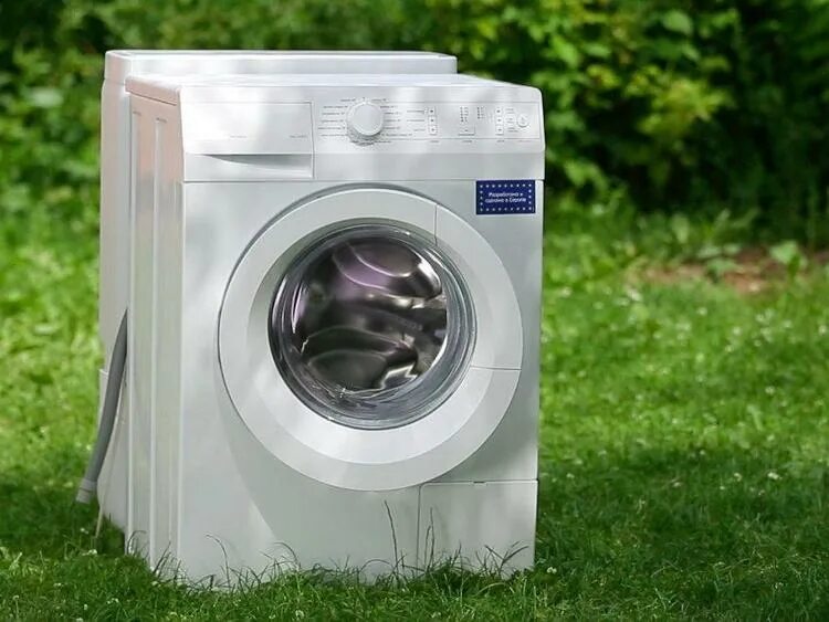 Машинка автомат хорошая. Стиральная машинка gorenje с баком для воды. стиральная машина индезит с баком для воды. машинка стиральная автомат с баком 80 литров. стиральная машина автомат для дачи без водопровода с баком для воды.
