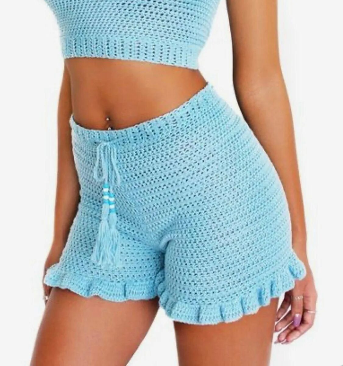 Вязаные шорты крючком для девочки. Вязаные шорты для девочки. Вязаные шортики для девочек. Шорты крючком для девочки. Шорты крючком.