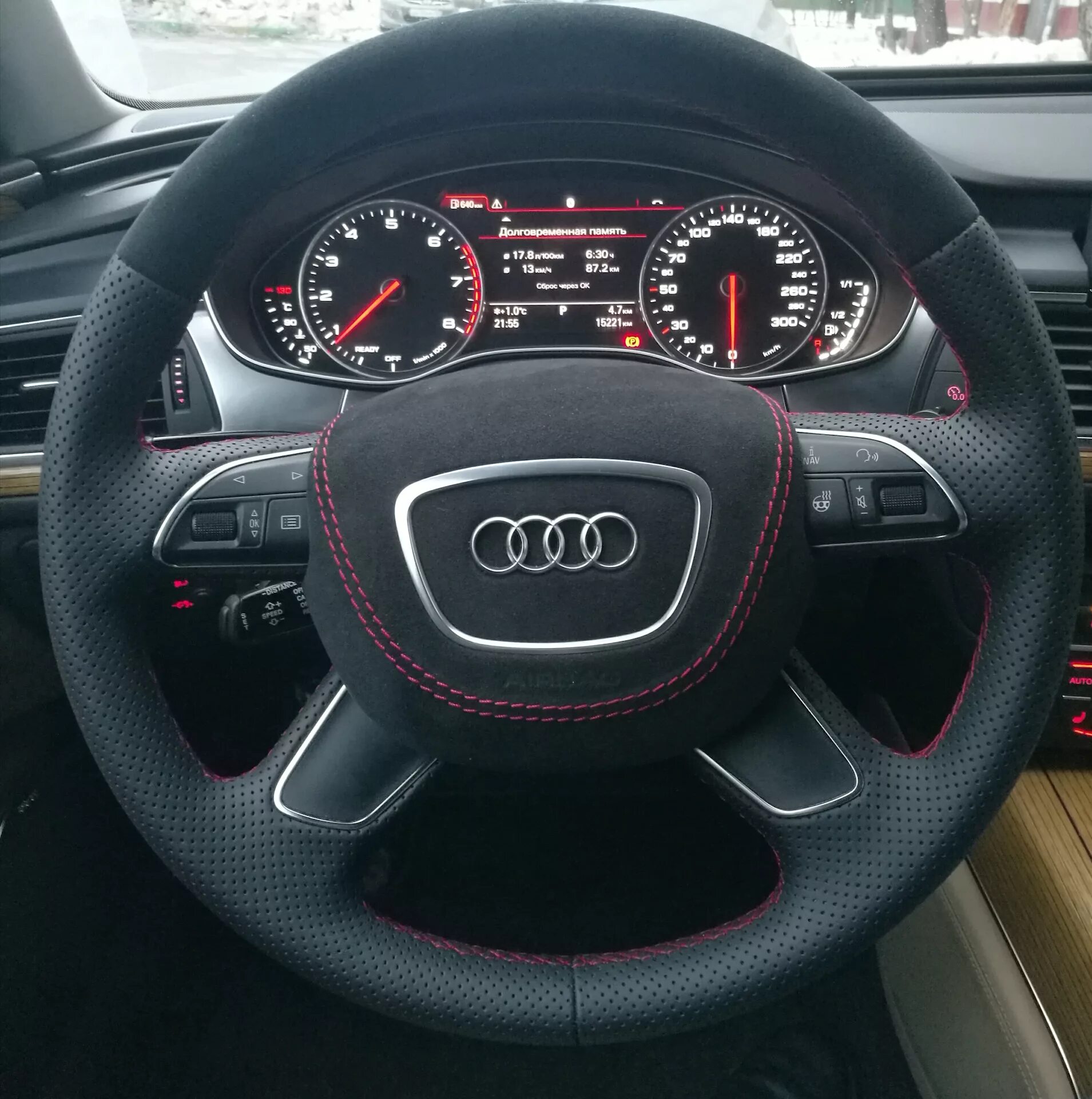 3-х спицевый руль с обогревом и под рулевыми лепестками на Audi A6 C7 Allroad - 
