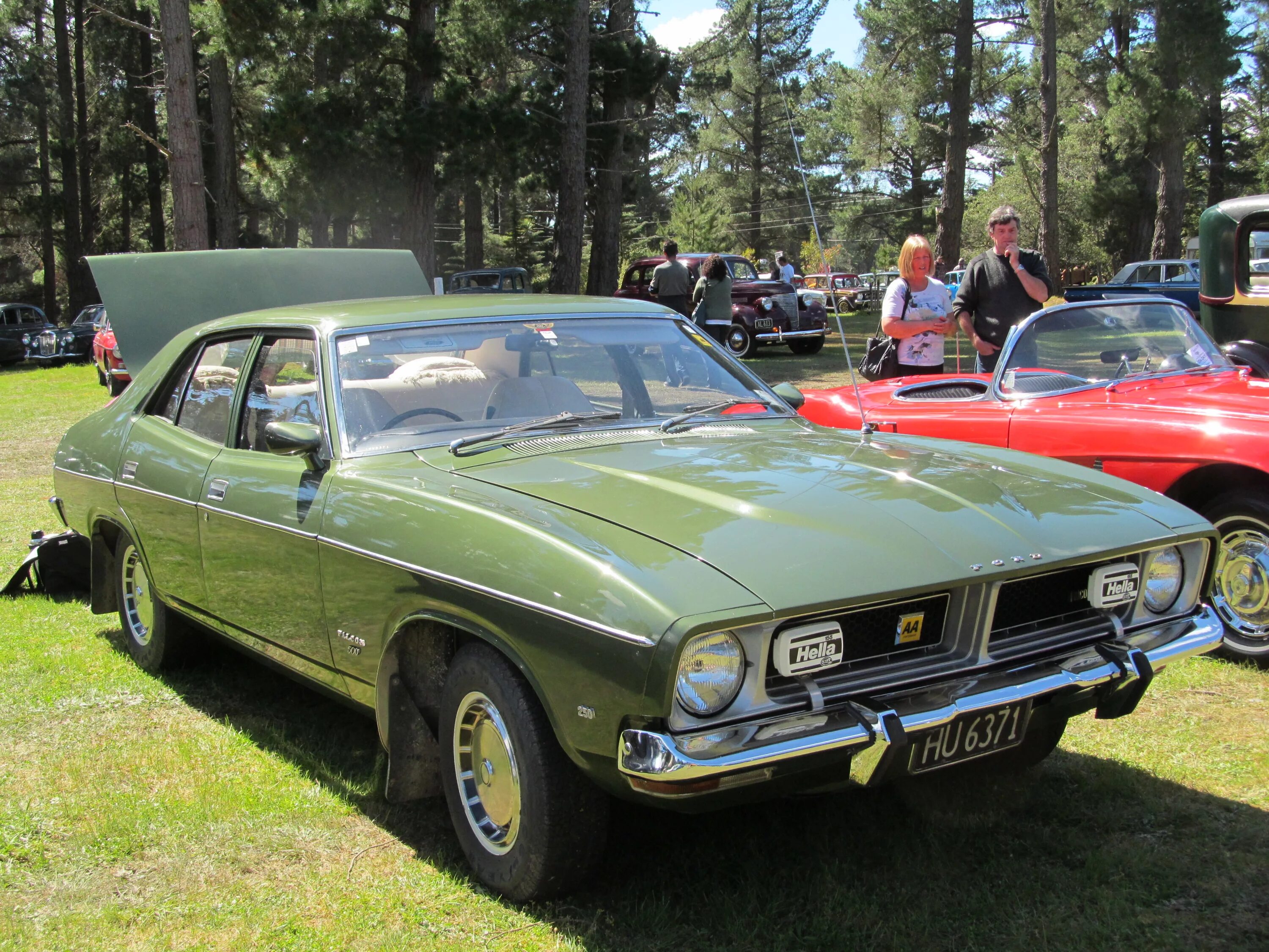 Ford 1974 hudson. Ford falcon xr 1968. Ford xb falcon 1974 размепф. Falcon 500. Форд фалькон 1974.