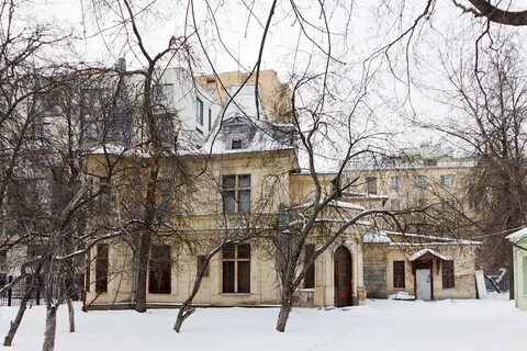 Девичий проезд