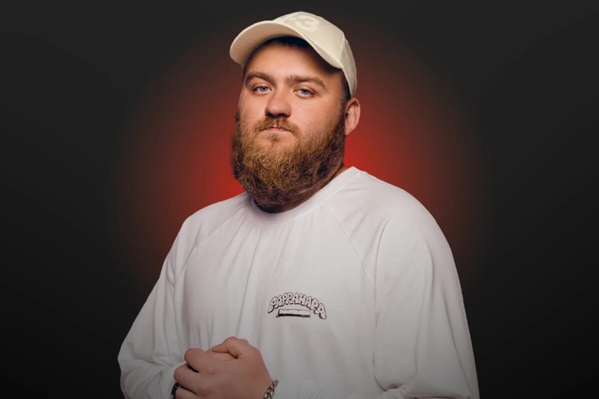 Стендап комик павел. Дидищев. Комик паша дедищев. Павел дядищев стендап. Комик павел дедищев.