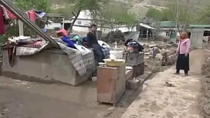 Обҳавои обикиик. Уяли таджикистан хуросон. Таджикистан красивая страна. Наводнение в таджикистане. Обикиик таджикистан.
