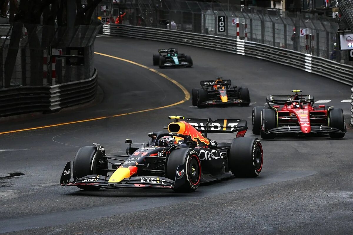 F 1 0