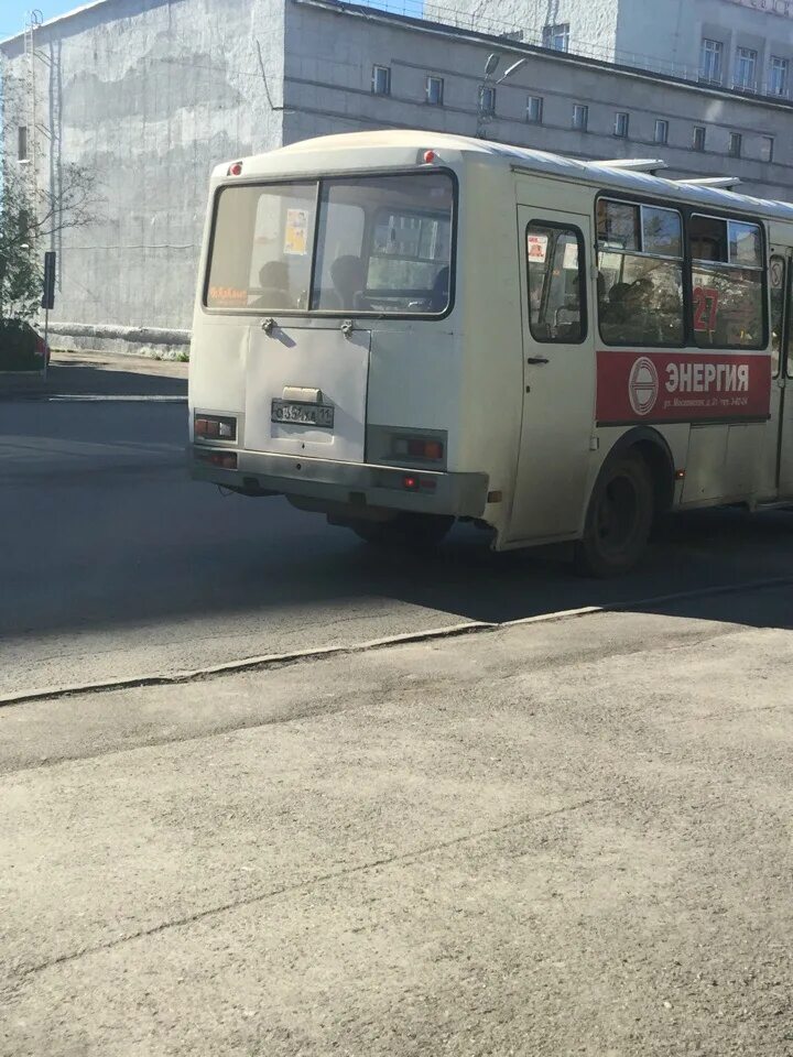 Воркута автобус. Воркута транспорт. Автобус МАЗ Воркута. Коми автобусы Воркута.