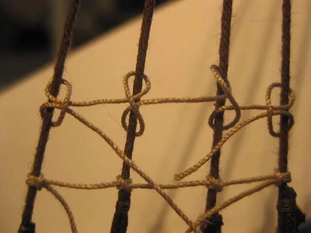 Корабельные ванты. Штаг юферс. Выбленки вант. Узел для веревочной лестницы. Выбленки вант.