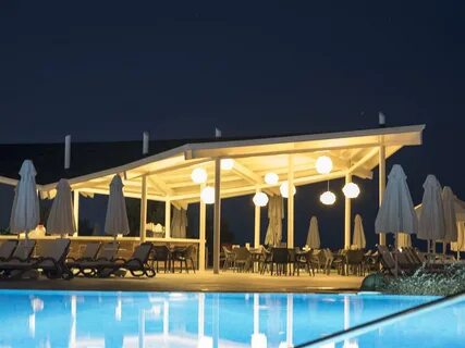 Side square hotel 4