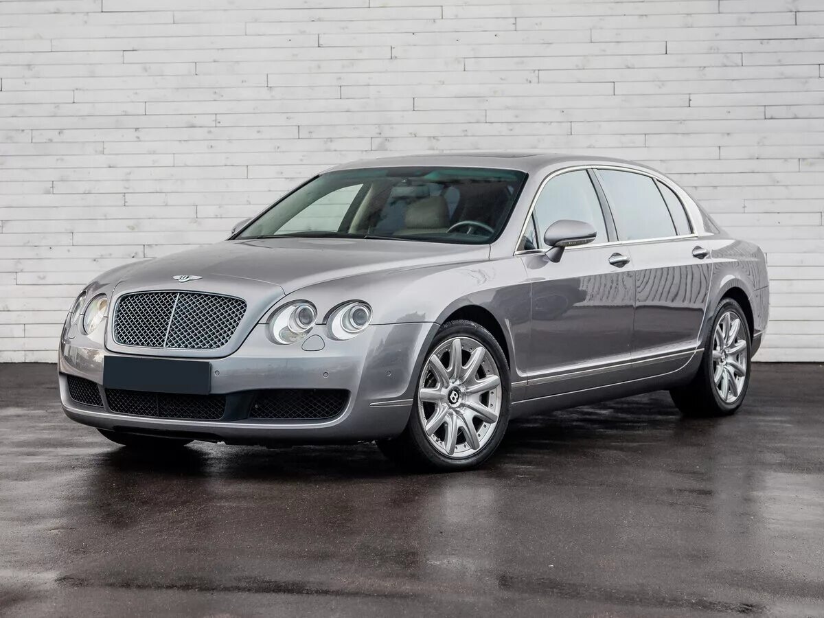 Bentley Continental Flying Spur 2005. Continental Flying Spur 2005. Bentley 2005 седан. Бентли седан 2005.