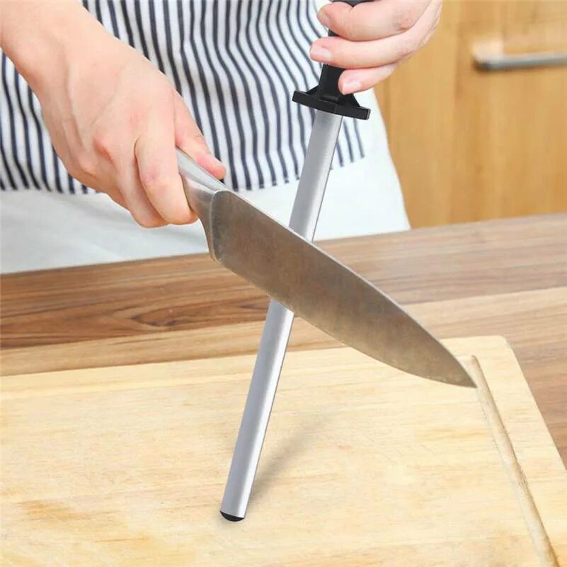 Заточка ножа с помощью. Нож бритвенной остроты. Брусок для заточки ножей. Мусат для ножей. Точилка для ножей tuotown.