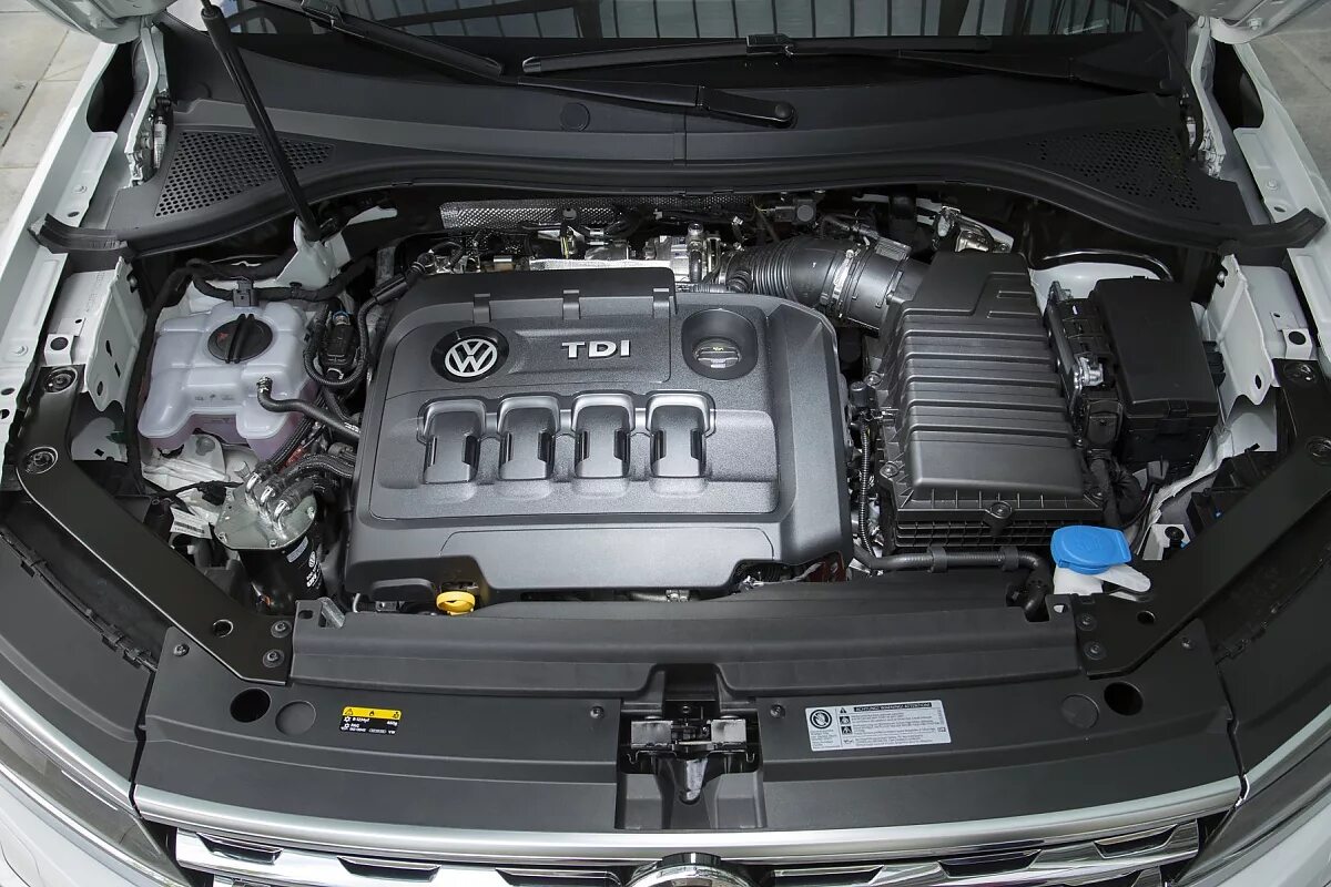 TDI 2.0 двигатель Tiguan 2. VW Tiguan 2 0 TDI мотор. Двигатель Фольксваген Тигуан 2.0 дизель 150 л.с. Мотор Тигуан дизель 2.0 TDI.