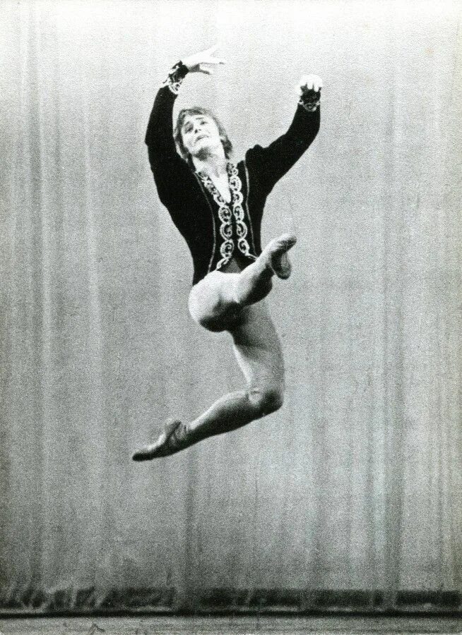 Барышников 2022. Михаил барышников дон кихот. Барышников михаил балет. Михаил барышников кармен. Барышников дону.