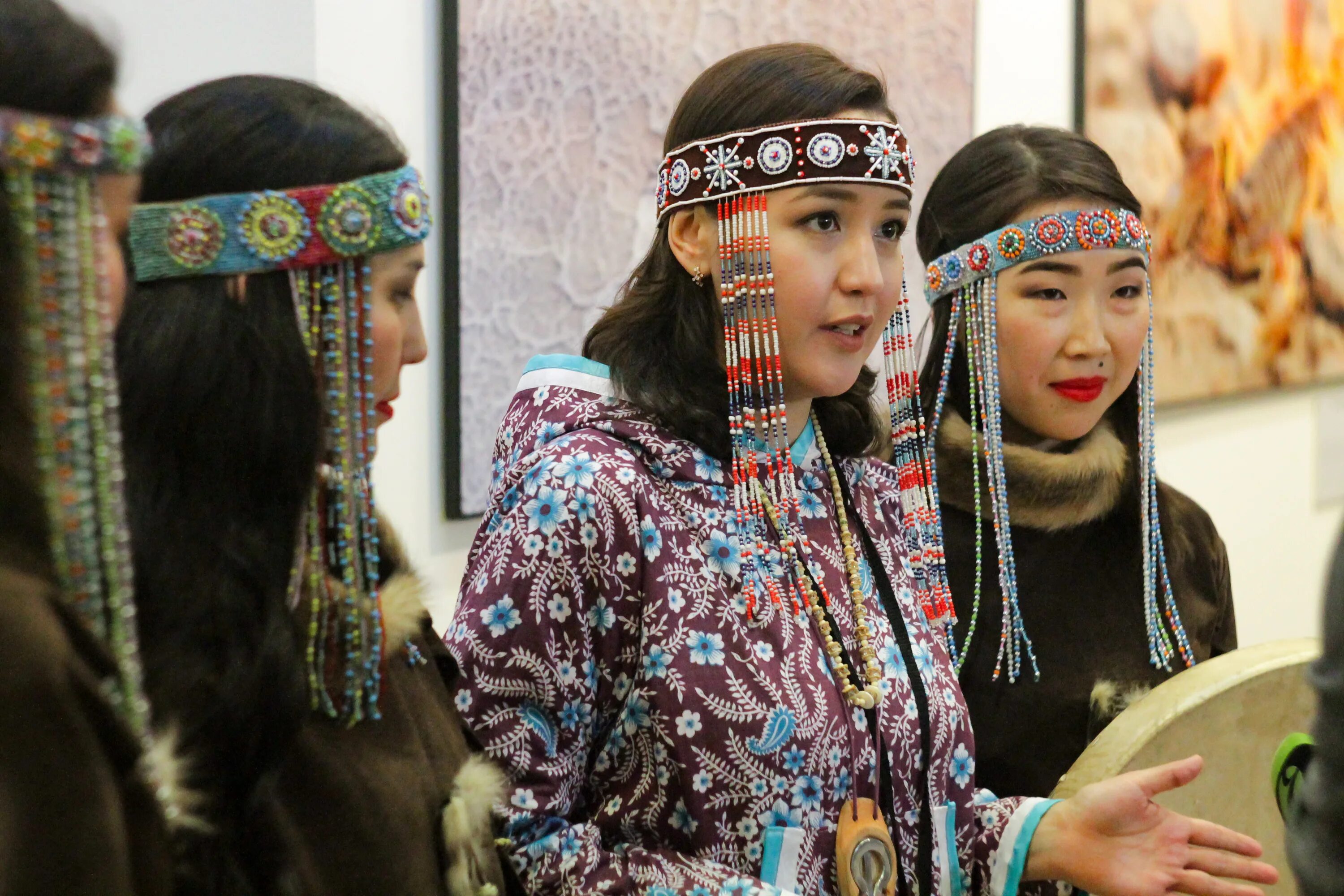 Коренные малочисленные народы камчатки. Уполномоченным коренным малочисленным народам. Чукчи, ханты, манси, якуты, ненцы. Уполномоченным коренным малочисленным народам. Коренные малочисленные народы севера россии.