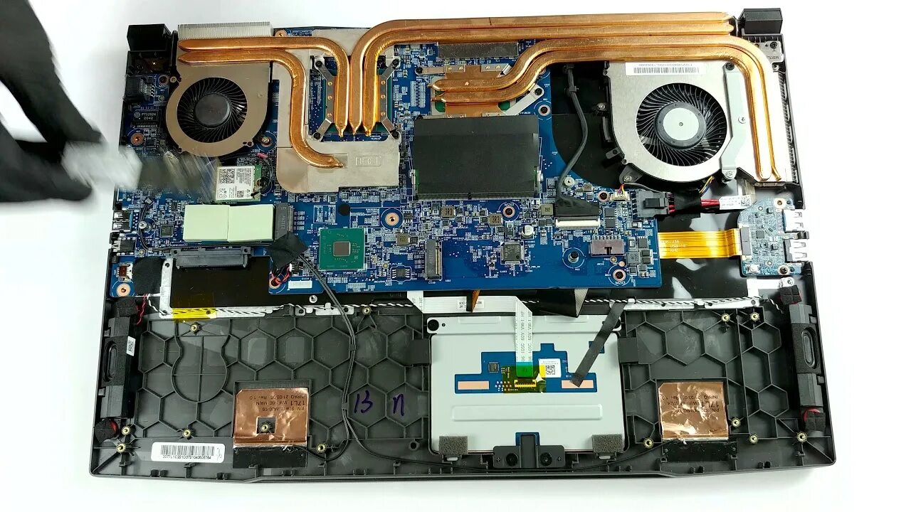 Msi 12700h. Ноутбук msi pulse gl76. ноутбук msi pulse gl76 11udk-236xru. ноутбук msi pulse gl76 11uek-081xru. msi pulse gl76 11uek-080xru.