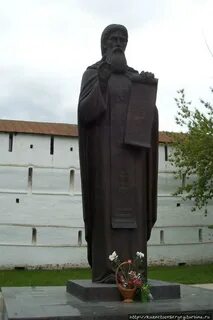 Памятники сергиев посад