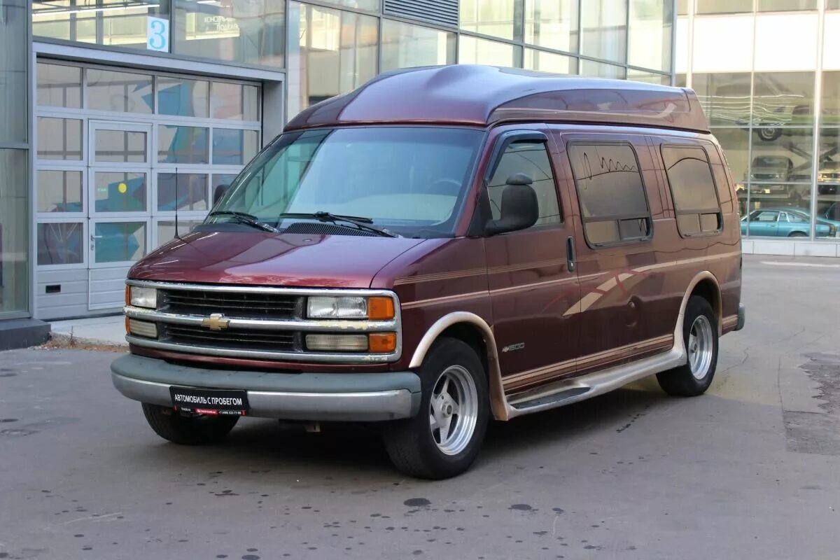 Шевроле продажа б. Chevrolet Express 2000. Chevrolet Express 1998. Chevrolet Express van 1997. Chevrolet Express 1990.