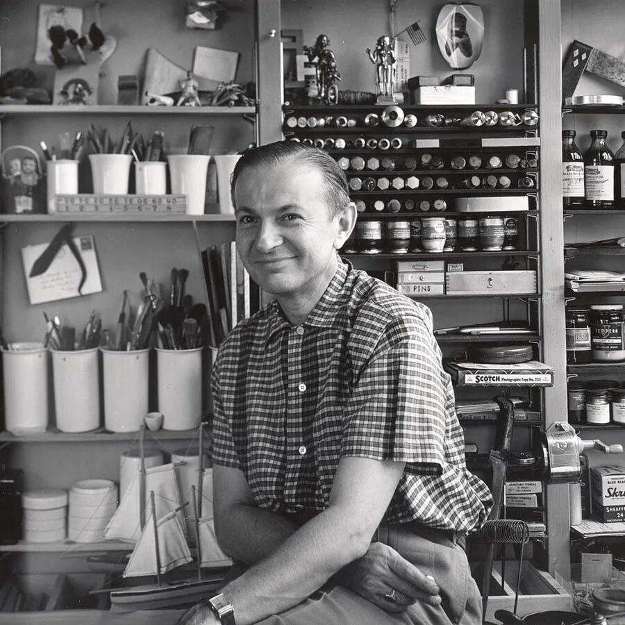 Александр жирар мебель. Александр мерник дизайнер омск. Alexander design. Мид сенчури модерн текстиль. Александр борода.