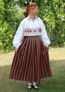 Юбка в национальном костюме