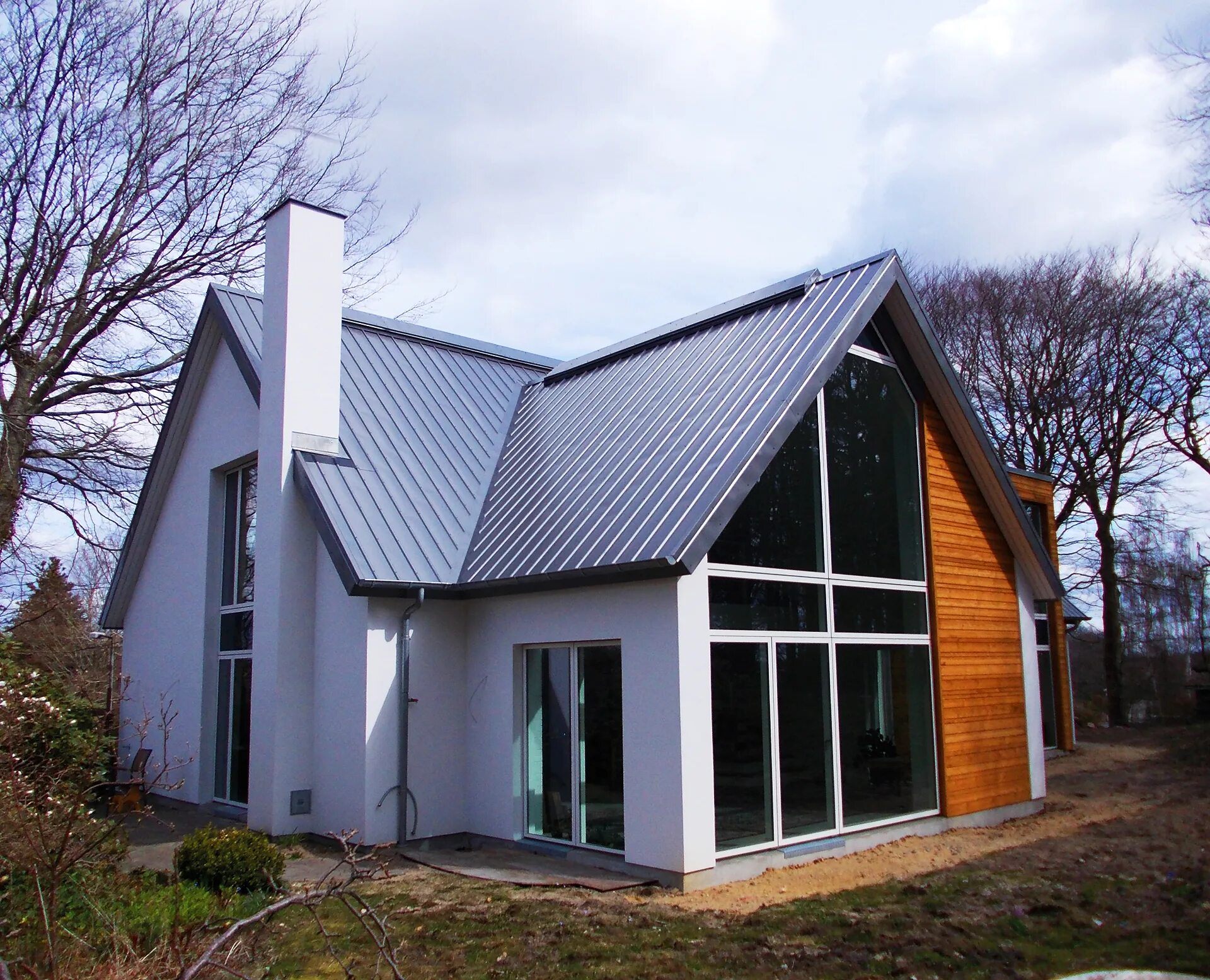 Профнастил с21 ral 7024. Крыша профнастил графит. Крыша металлопрофиль пк-20. Металлопрофиль 7024 серый графит. Профнастил с 21 графит.