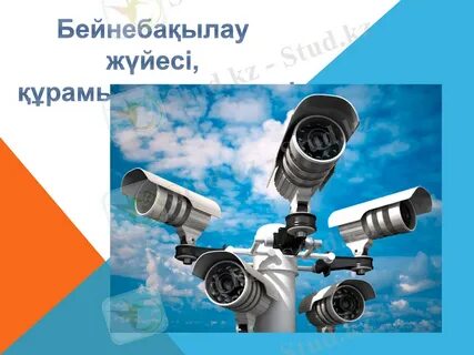 Төсекте ғашық болған жалаңаш жұптардың суреттері