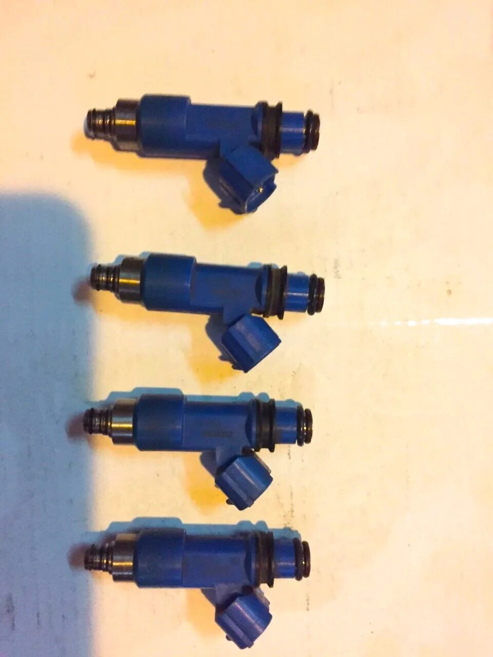 Топливные форсунки ej253. Форсунки sti grb. Форсунки субару 550. Синее форсунки. Форсунки субару легаси ej20 2.
