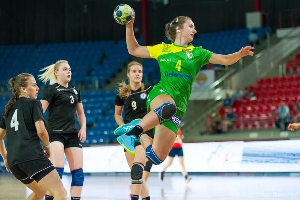 Кубань 27. Кубань ростов. Томь кубань фото. Зеленая тетрадь с футболистом кубань. Кубань 27.