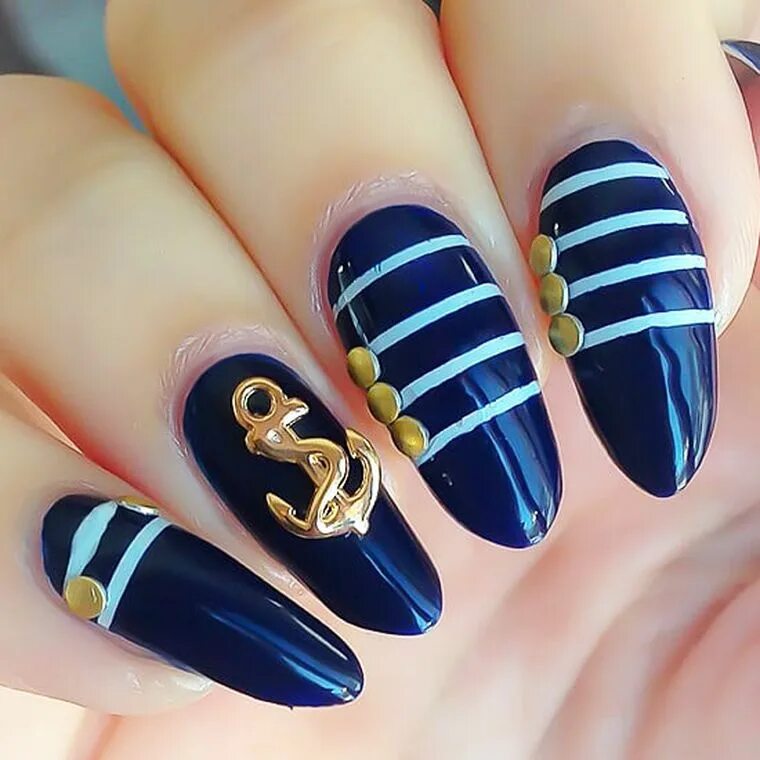 Морской дизайн ногтей. Морские ногти. Маникюр морская тематика. Ногти в морском стиле. Якорь на ногтях.