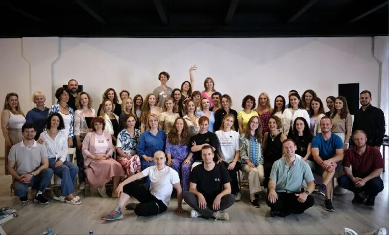 Инопланетный разум. Сообщество иных. Молодежь в обществе. Мир без друзей. Сообщество иных.