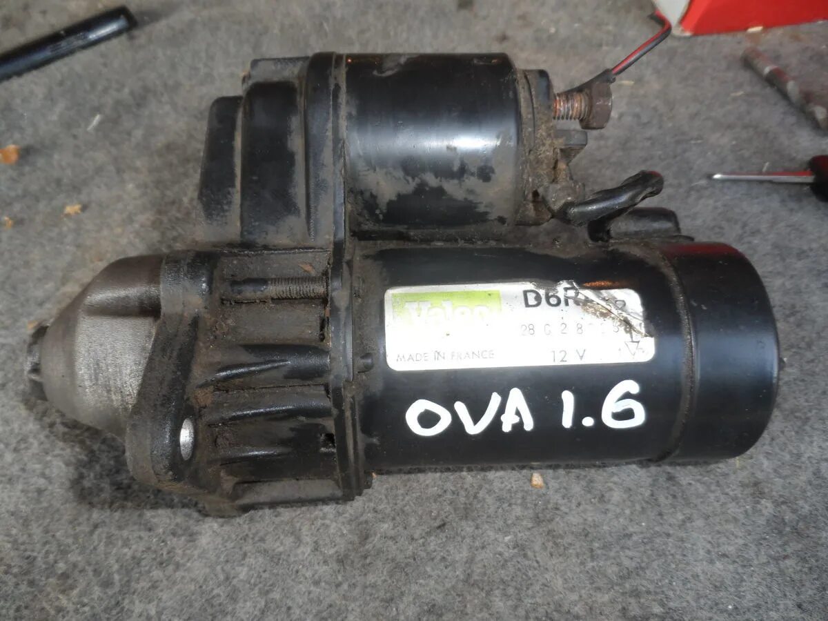 Снятие(замена) стартера на X16XEL - Opel Vectra B, 1,6 л, 1997 года своими рукам