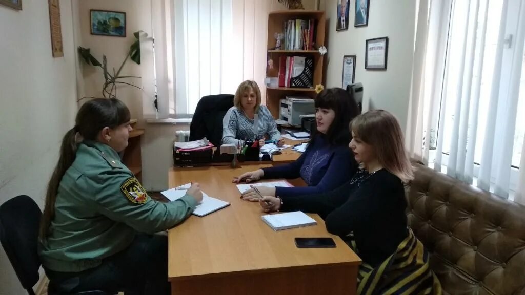 государственная служба по делам семьи. государственная служба по делам семьи. государственная служба по делам семьи и детей днр. эмблема для органов опеки. государственная служба по делам семьи.