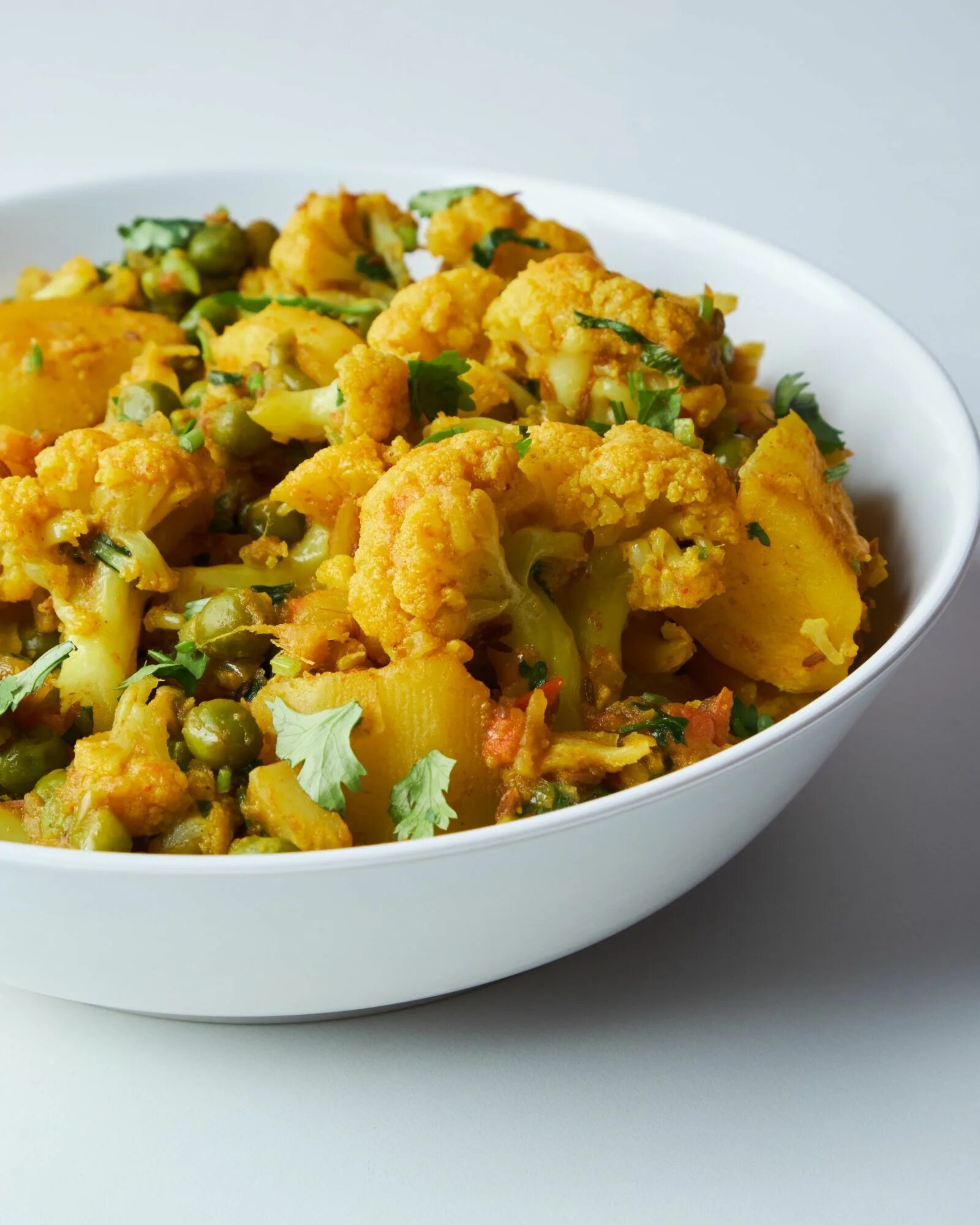 Aloo Gobi. Индия алу Гоби. Алу Гоби масала. Алу Гоби Индия блюдо. Индийские алу