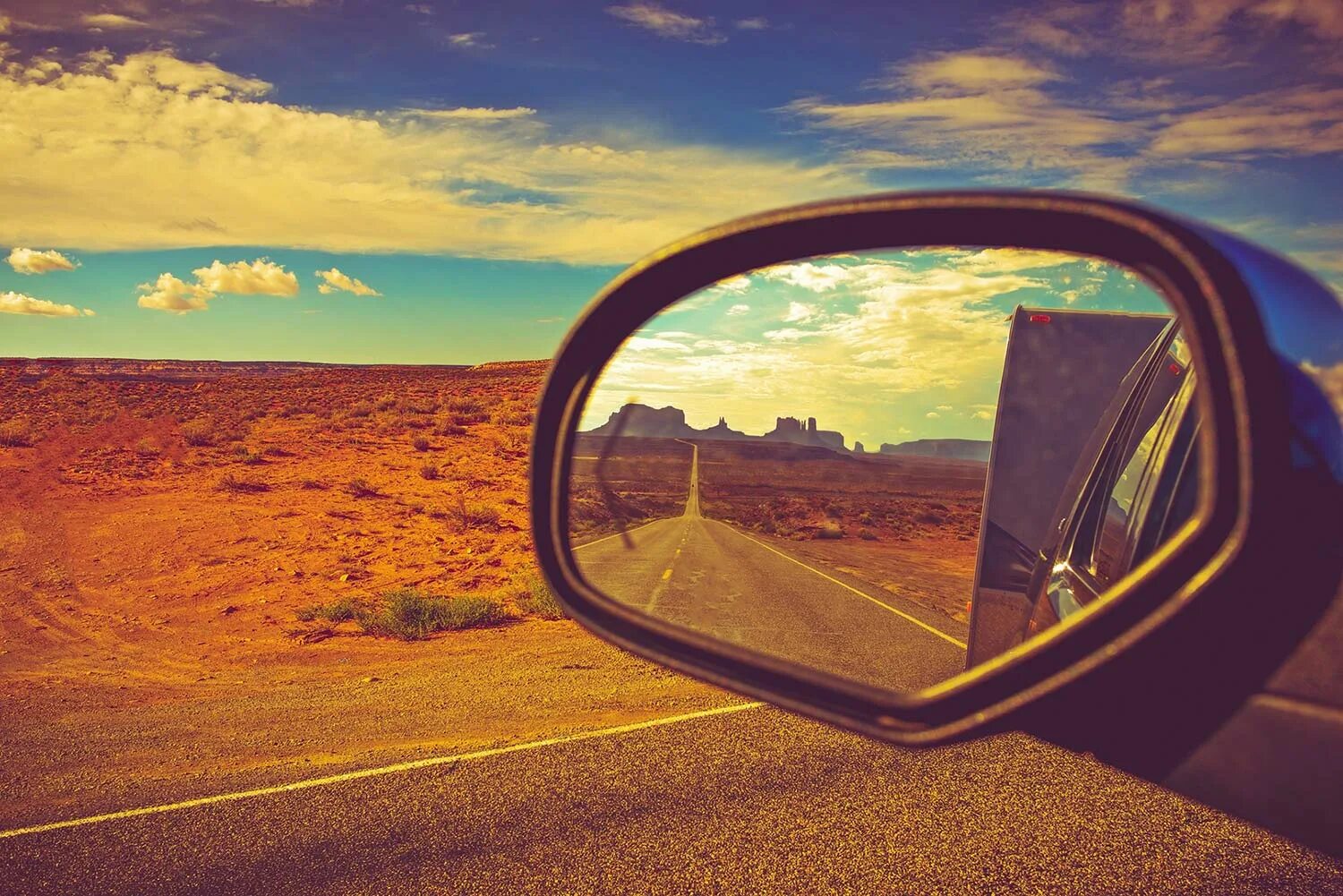 Back mirror. Look ahead. look back. in hindsight. назад в лето картинки.