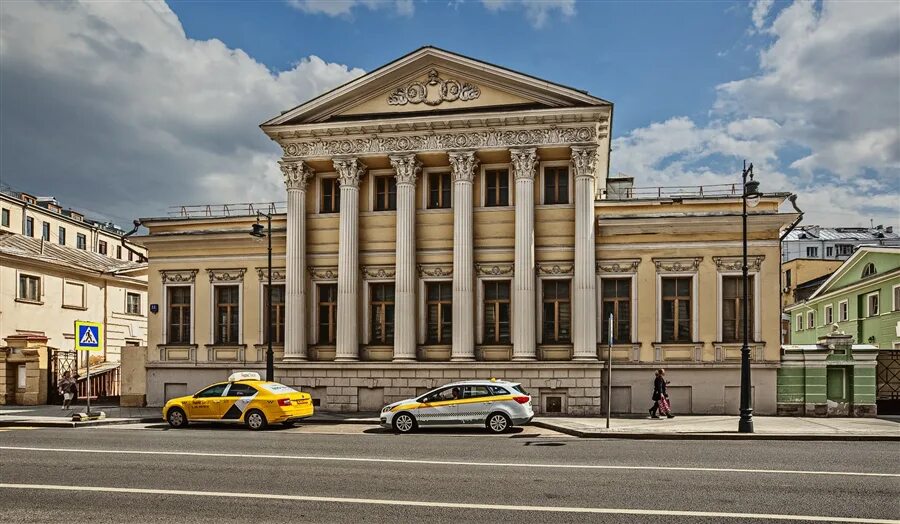 Район пречистенка. Усадьба Самсонова на Пречистенке. Пречистенка 35. Пречистенка 35 стр 1. Усадьба Коншиных Пречистенка.