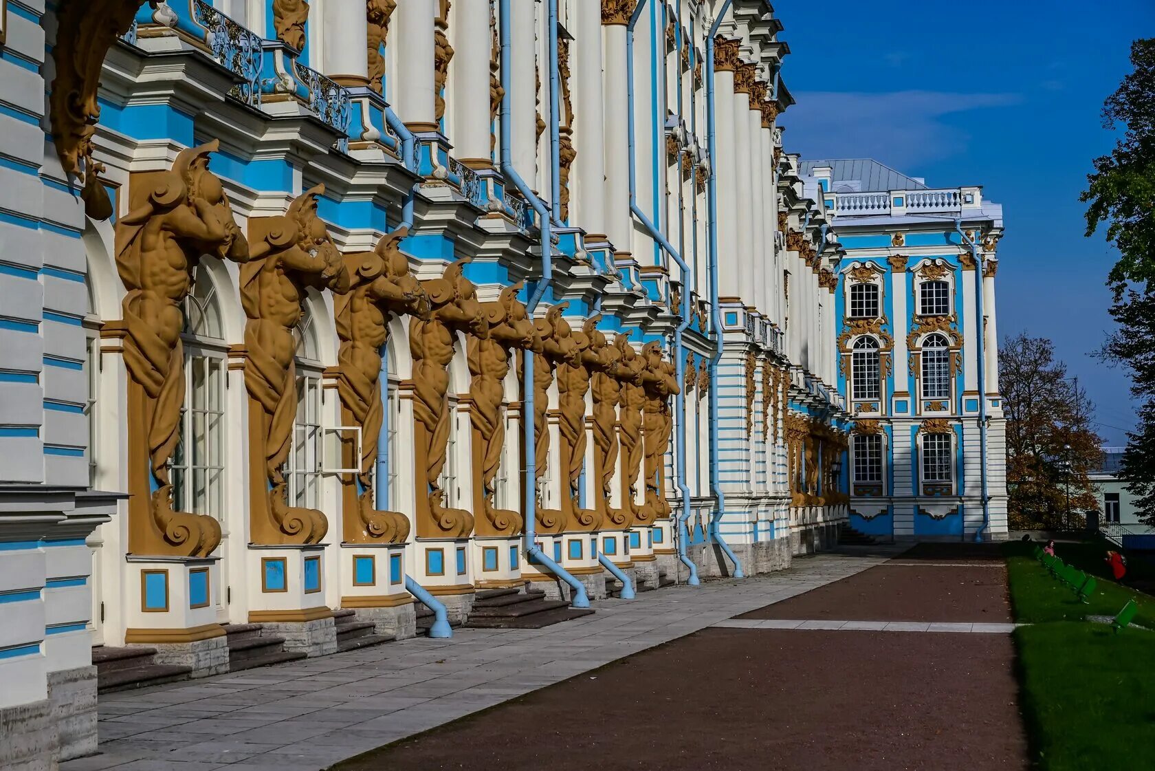 Большой екатерининский дворец в царском селе. Царское село санкт-петербург экскур. Екатерининский дворец в царском селе. Церковь воскресения христова санкт-петербург пушкин. Питер екатерининский дворец парк.