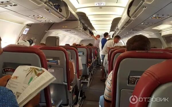Северная 321. Airbus a321 nordwind airlines салон. аэробус а321 северный ветер. airbus a321neo салон северный ветер. а321-200 норд винд.
