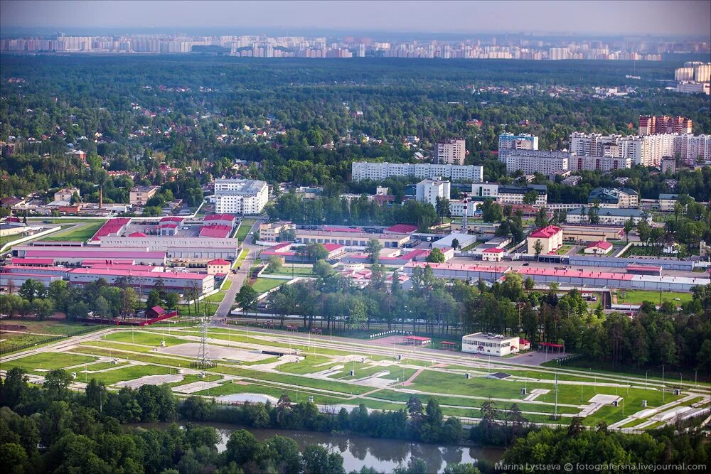 город железнодорожный школа 15. балашиха ул орджоникидзе д 15. микрорайон кучино балашиха. г. московская область г балашиха 15.