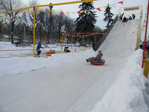 парк сокольники снежная горка. парк сокольники всепогорка. горка в парке сокольники. парк сокольники ледяная горка. горка в парке сокольники.