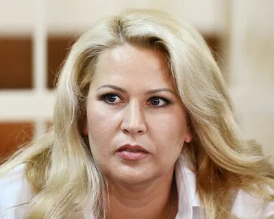 Чиновница 2