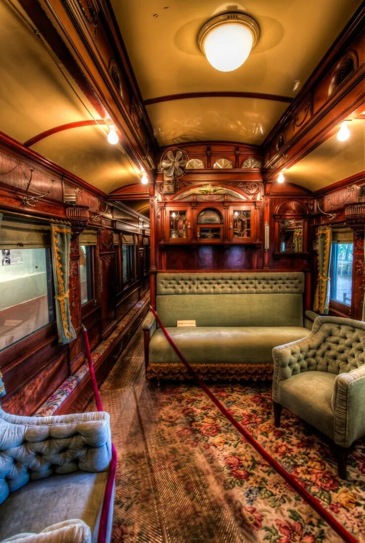 Восточный экспресс Венеция-Симплон. The Orient Express ("Восточный экспресс"). Venice Simplon Orient Express купе. Venice Simplon-Orient Express (Европа).