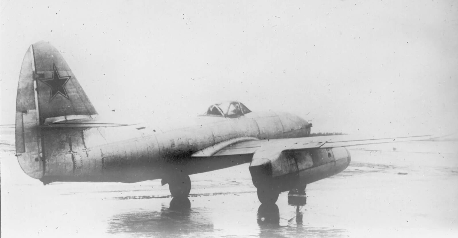 Су-9 перехватчик. Су 9 бомбардировщик. Су-11 самолет. Су-9 1946. Су 1 сайт