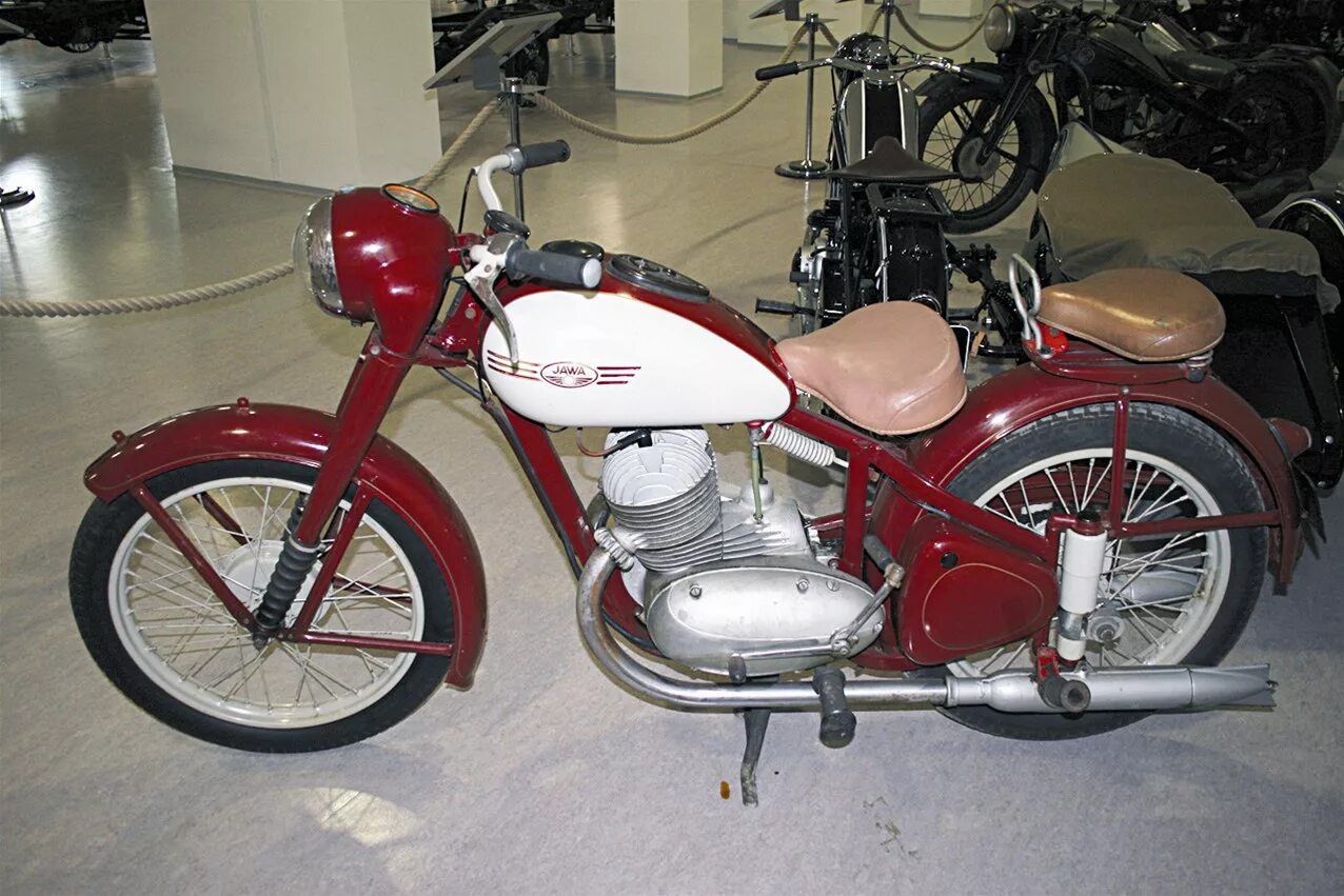 Антика 350. Jawa 350. ява мотоцикл 350 чехословацкая. ява 350 чехословакия. чешская ява 350.