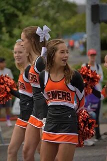 High School Cheerleader Upskirts.