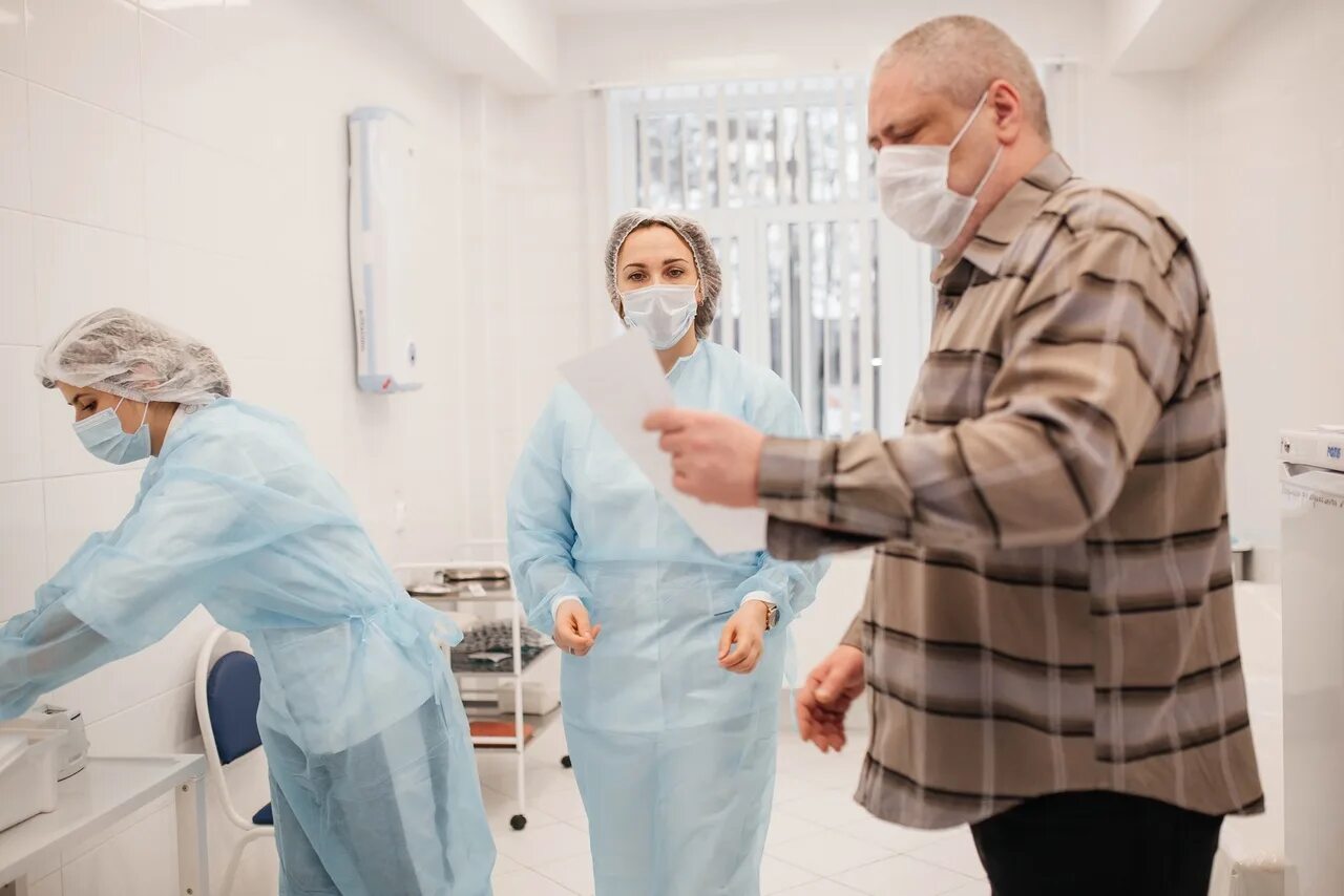 прививка губернатора. единый центр вакцинации рязань. назальная вакцина рязань. рязань центр вакцинации от коронавируса. сделать прививку рязань.