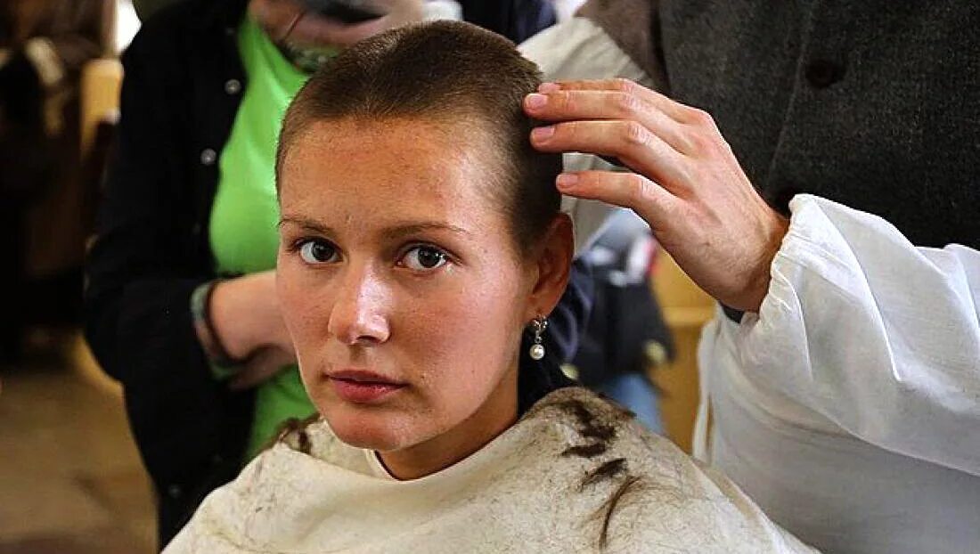 Зачем нужно стричь волосы. Ножницы для стрижки. Правда что подстригая. Стричь волосы. Нельзя стричь волосы.