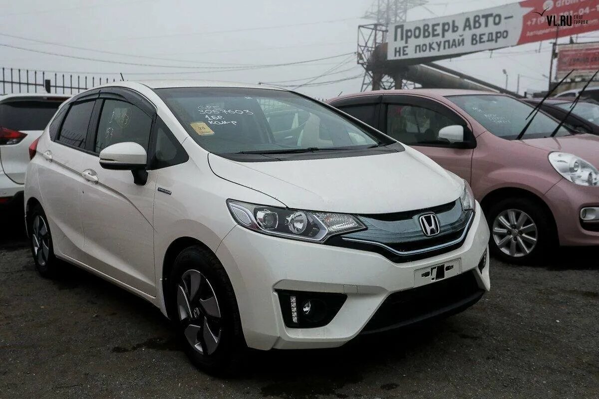 Владивосток зеленый угол авто без пробега. Авторынок владивосток. зеленый угол vitz. зеленый угол владивосток авторынок конструктор honda cr-v 99. авторынок зелёный угол во владивостоке цены 2025.