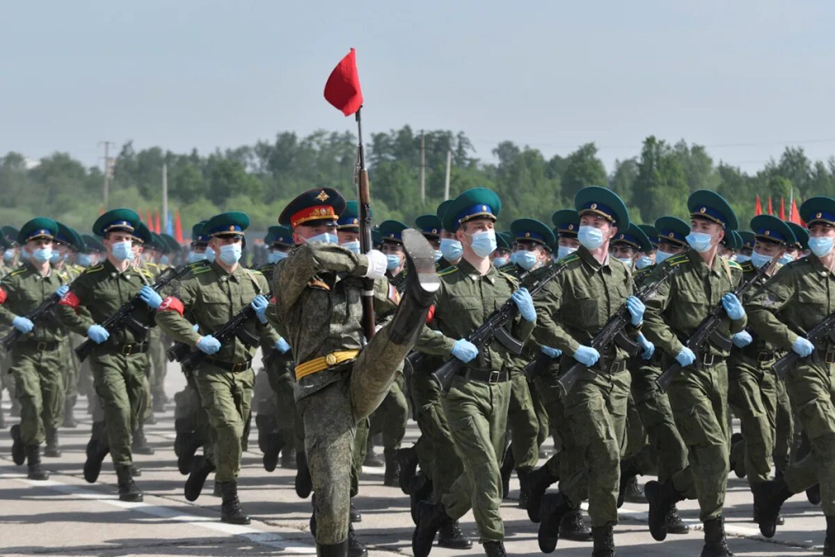 Военный парад 24. Алабино подготовка к параду. Подготовка к военному параду. Парад ребячьих войск. 14 Января день защитников Родины.