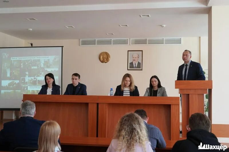 Оао стройтрест 3 ордена октябрьской революции. Приказ 270 стройтрест 3. Стройтрест 3 октябрьской революции. Солигорск центр города. Стройтрест 3 октябрьской революции.