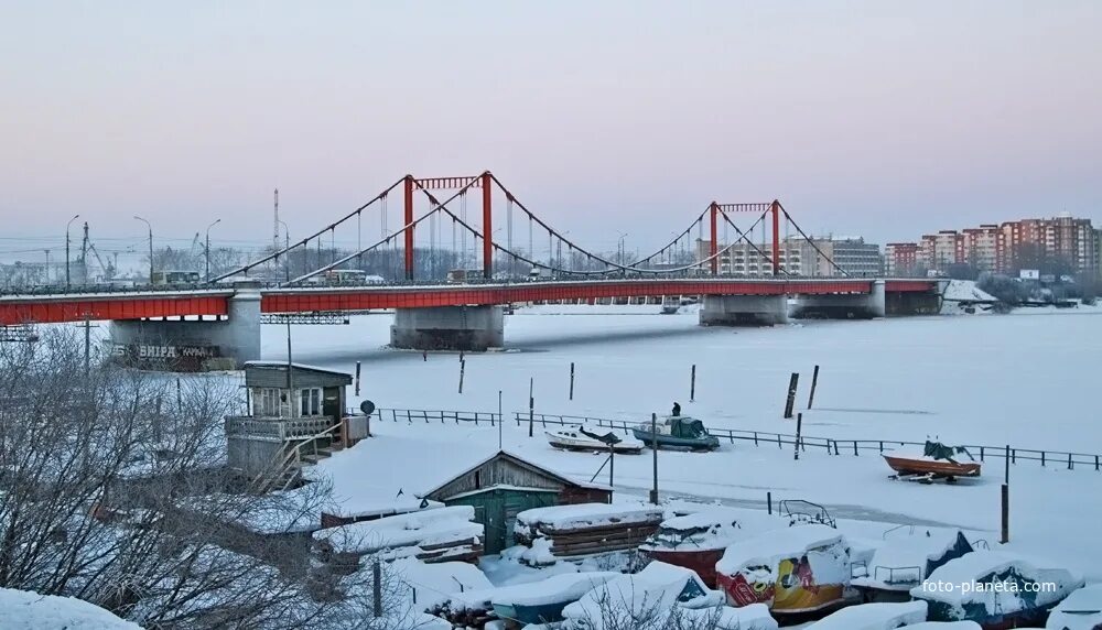 Кузнечевский мост в архангельске. Кузнечевский мост архангельск. мост на сульфате архангельск. сульфат архангельск. пешеходный мост на сульфате архангельск.