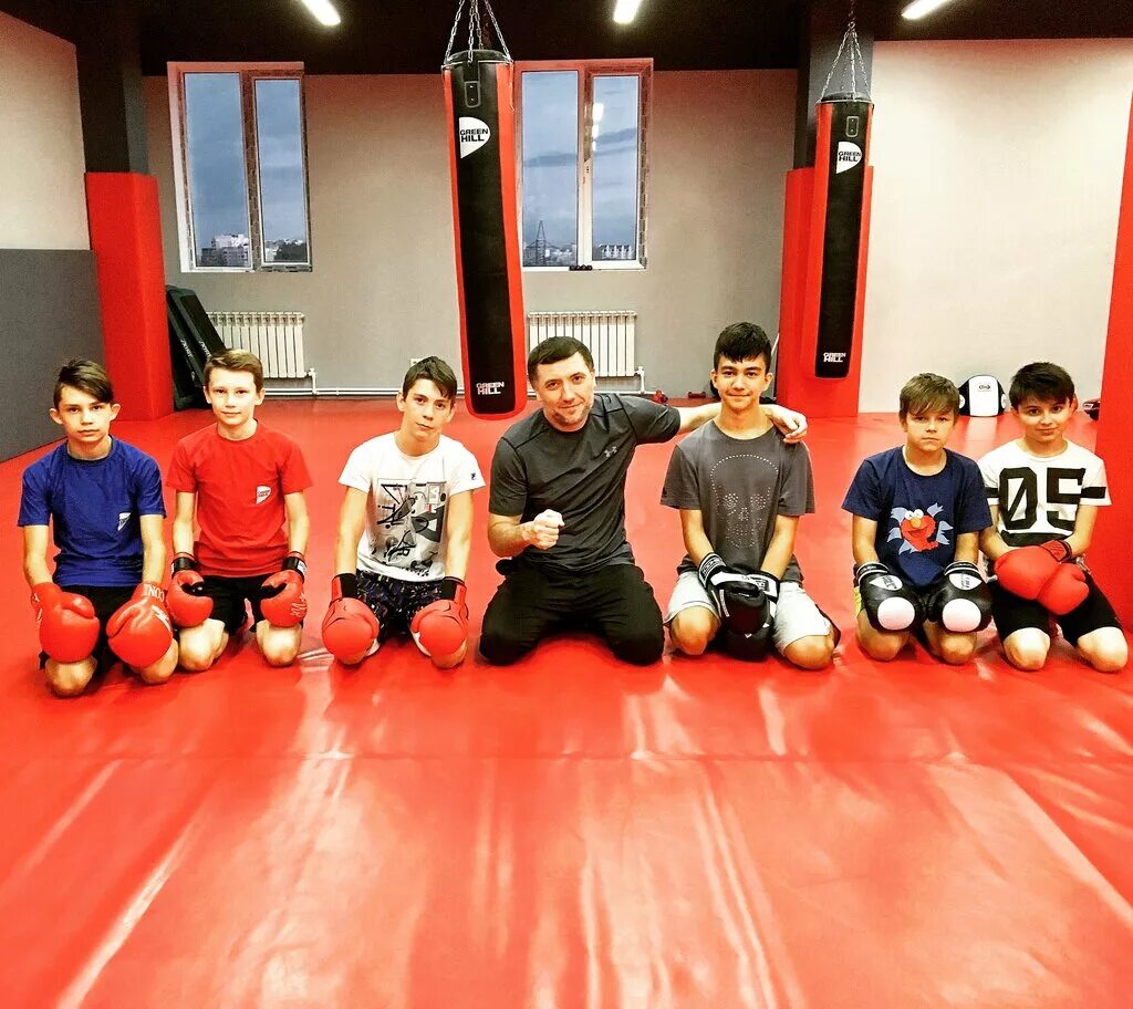 Секции с единоборствами. Единоборства бутово. Школа боевых искусств железнодорожный. Бутово файт школа единоборств. Спортивные файт подростка.
