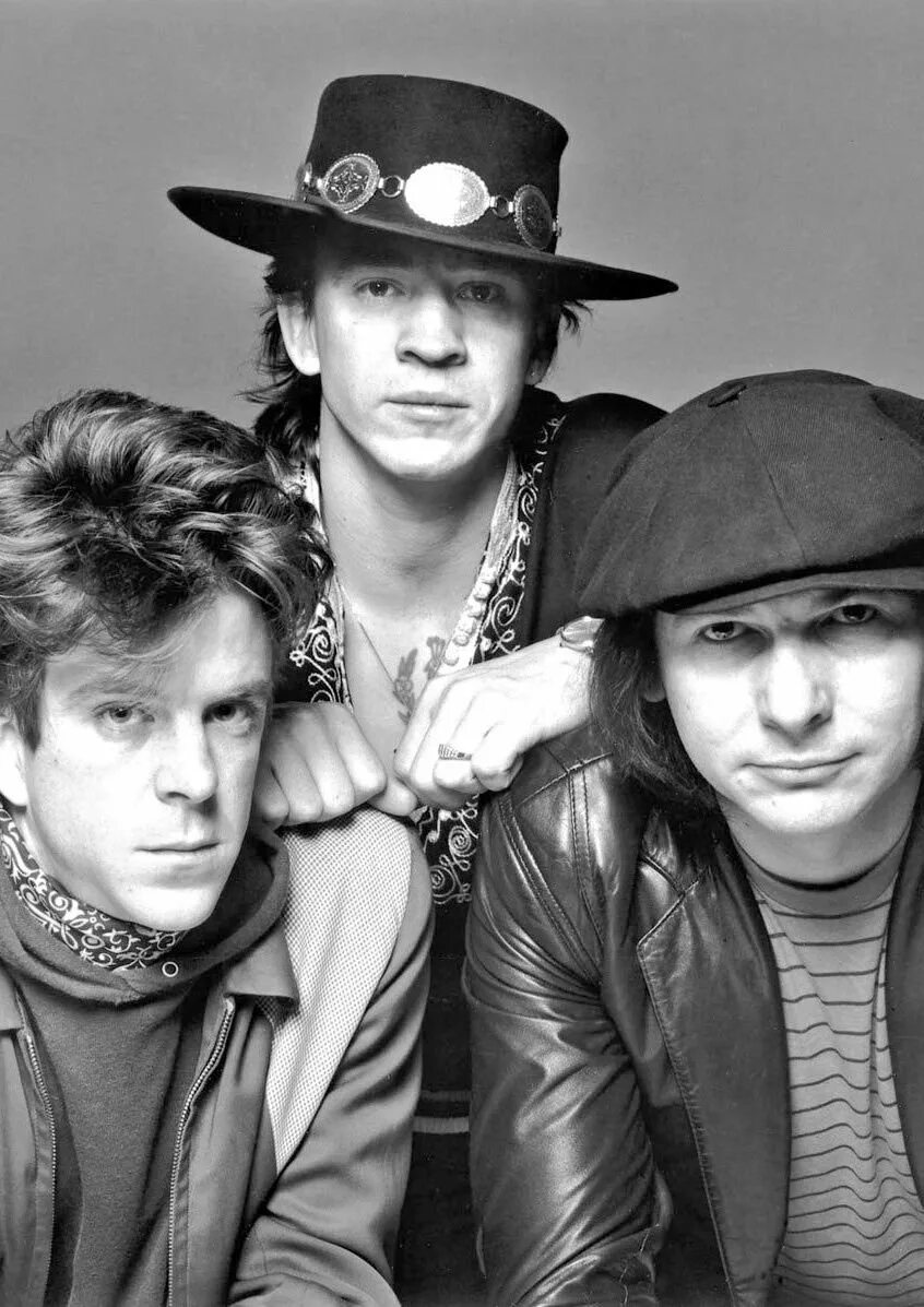 Группа дабл тонн. Шоу double trouble. Srv группа. Stevie ray vaughan and double trouble группа. Stevie ray vaughan double trouble.